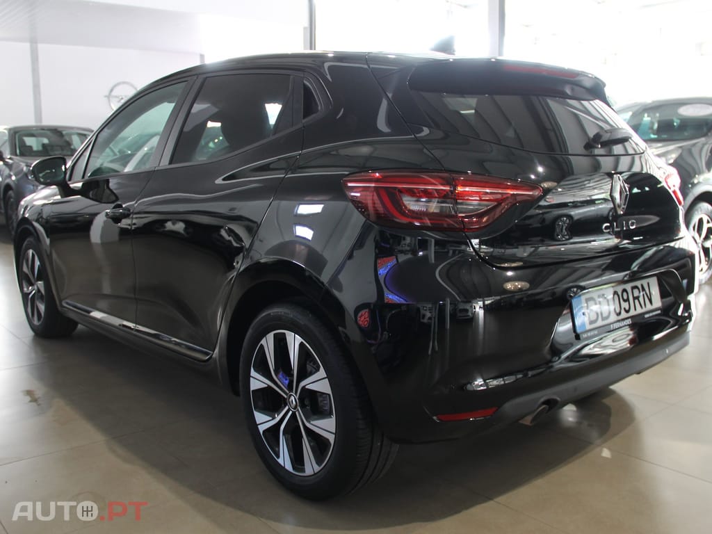 Renault Clio 1.0 TCe Techno Bi-Fuel
