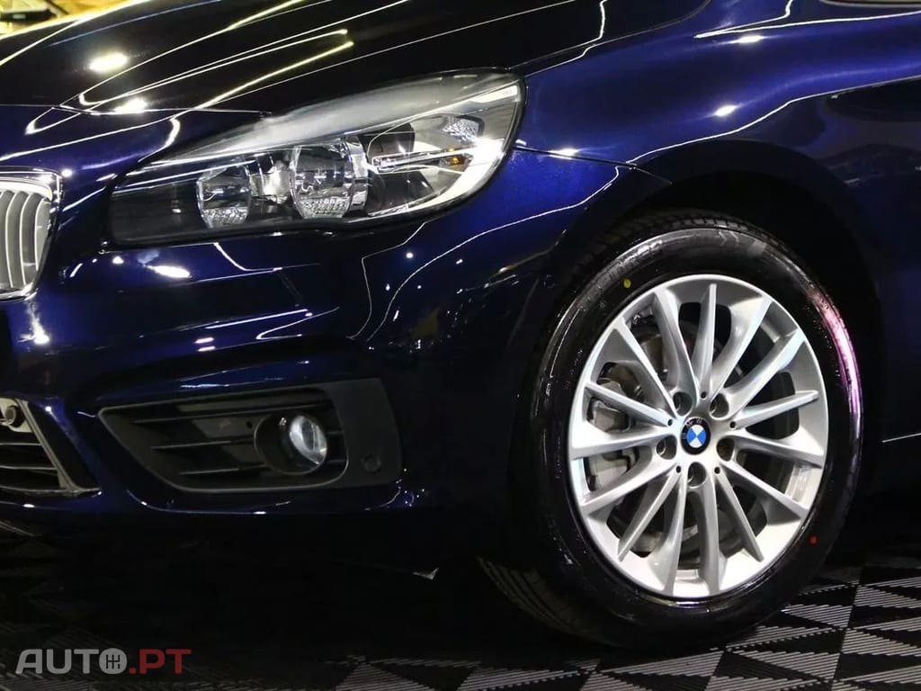 BMW 218 d Line Sport Auto