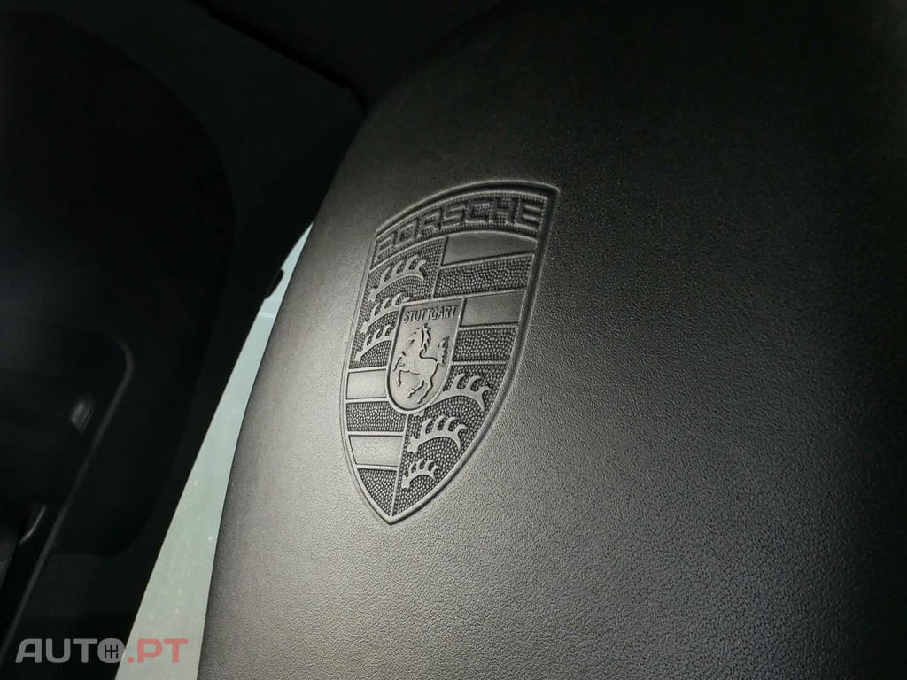 Porsche Cayenne Platinum Edition — fotografia 29
