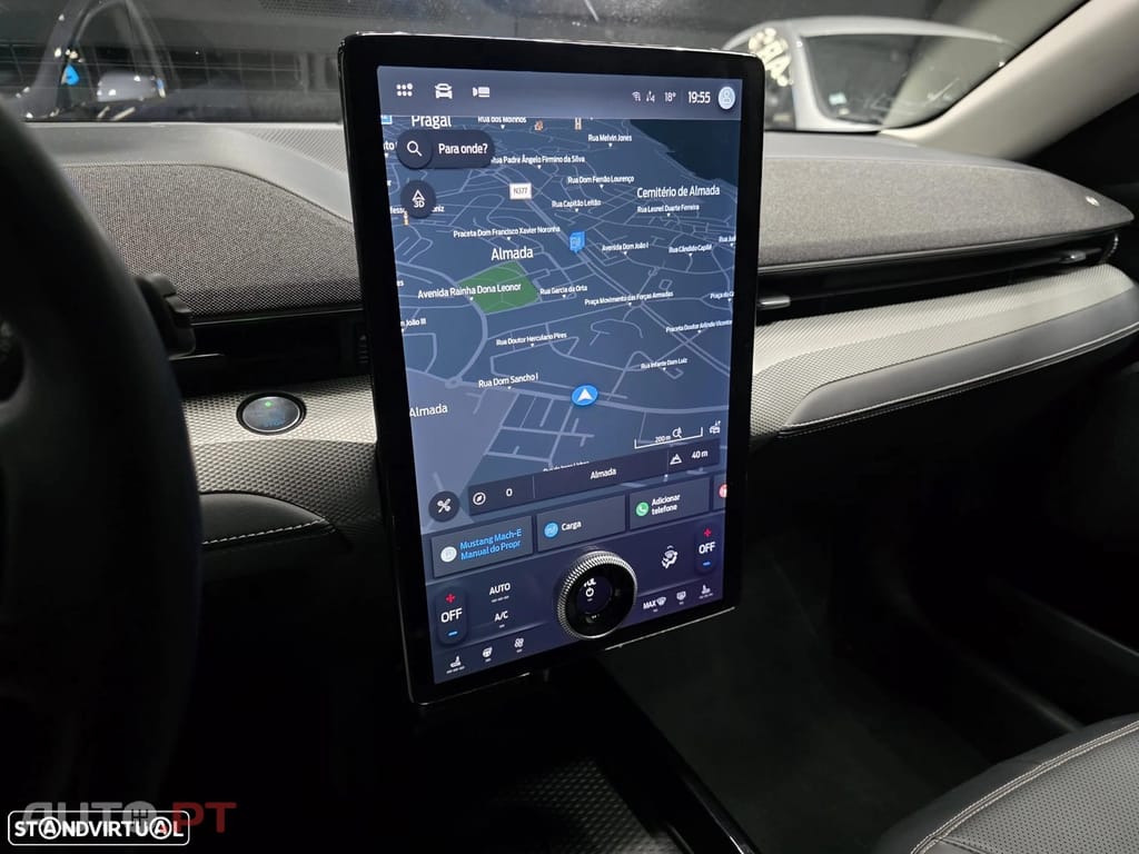 Ford Mustang Mach-E 75.7 kWh Base