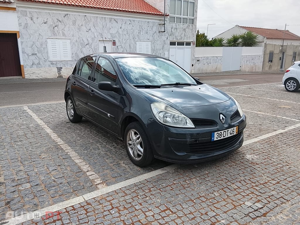 Renault Clio II