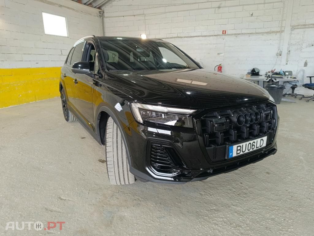 Audi Q7 55 TFSIe quattro Tiptronic