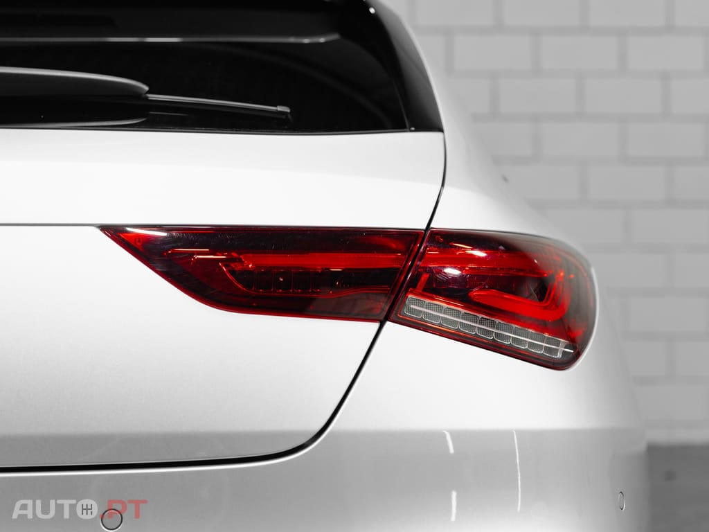 Mercedes-Benz CLA 250 e Shooting Brake AMG Line