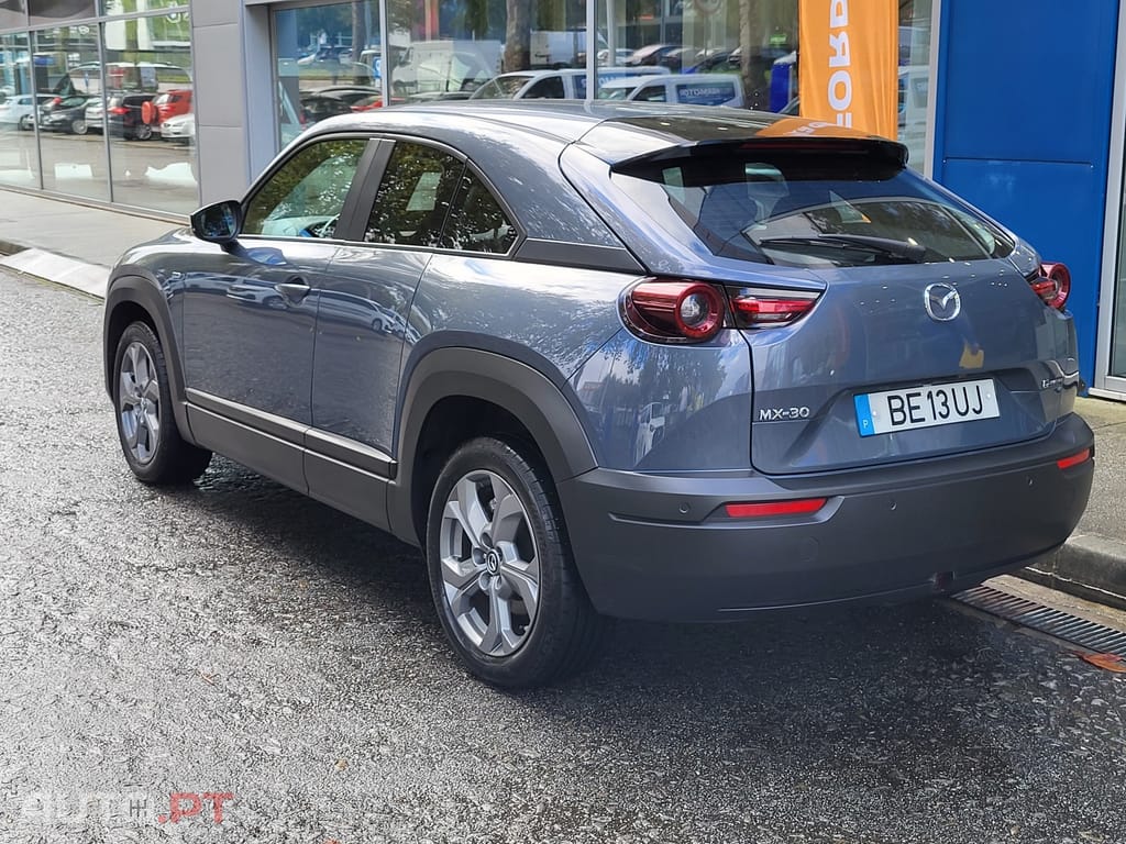 Mazda MX-30 e-Skyactiv Advantage+Modern Confidence