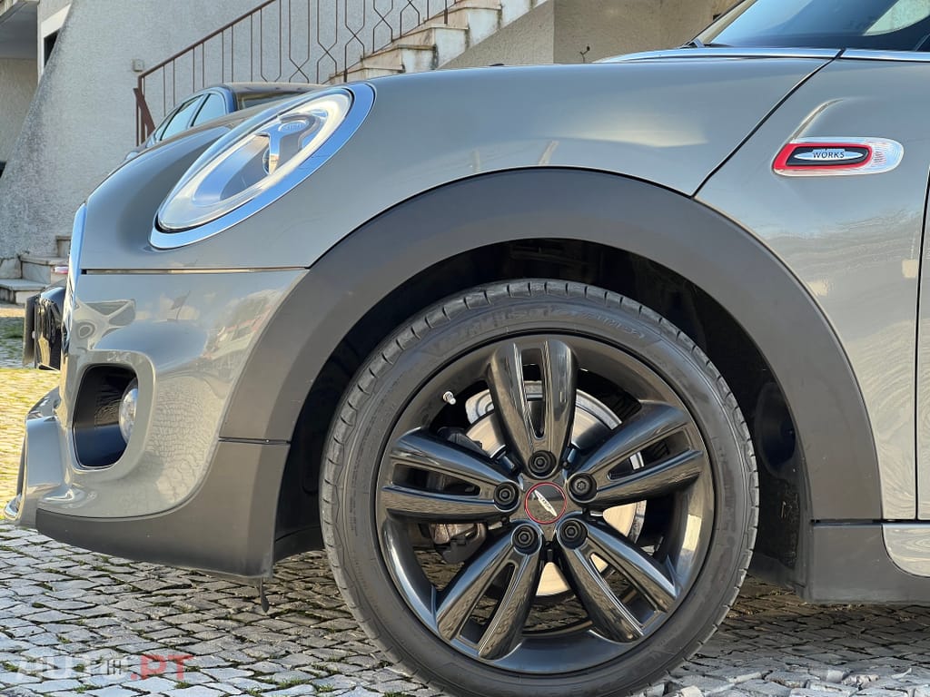 MINI Cooper Cooper D