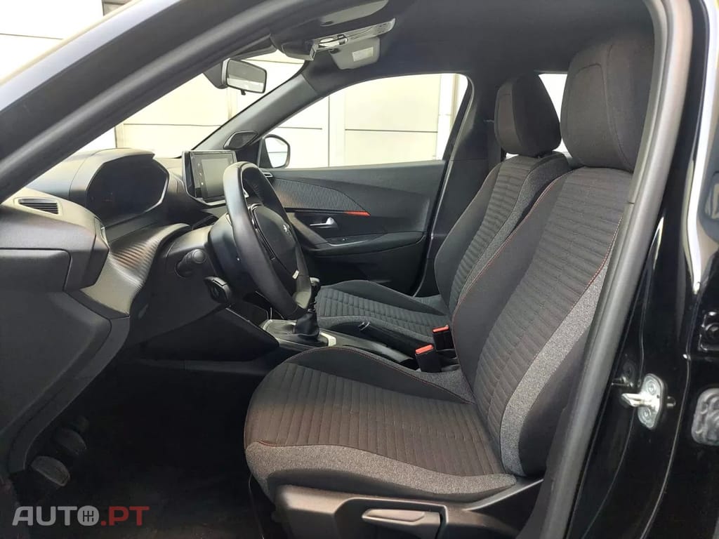 Peugeot 2008 1.2 PureTech Active Pack