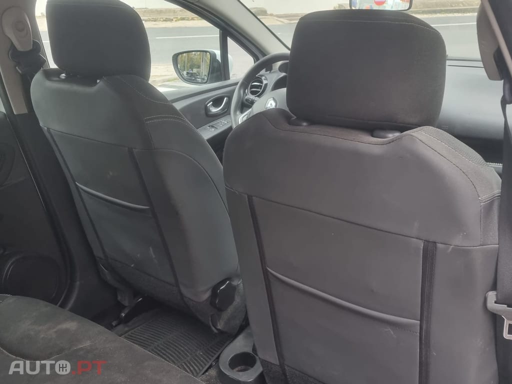 Renault Clio var