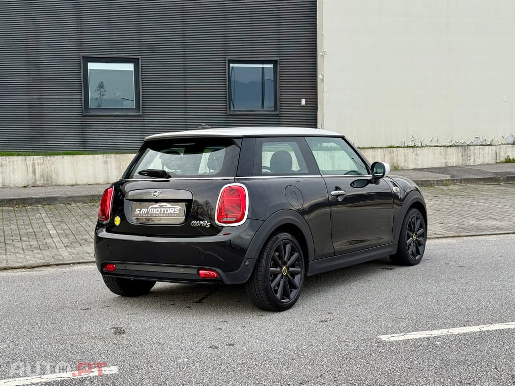 MINI Cooper Cooper SE
