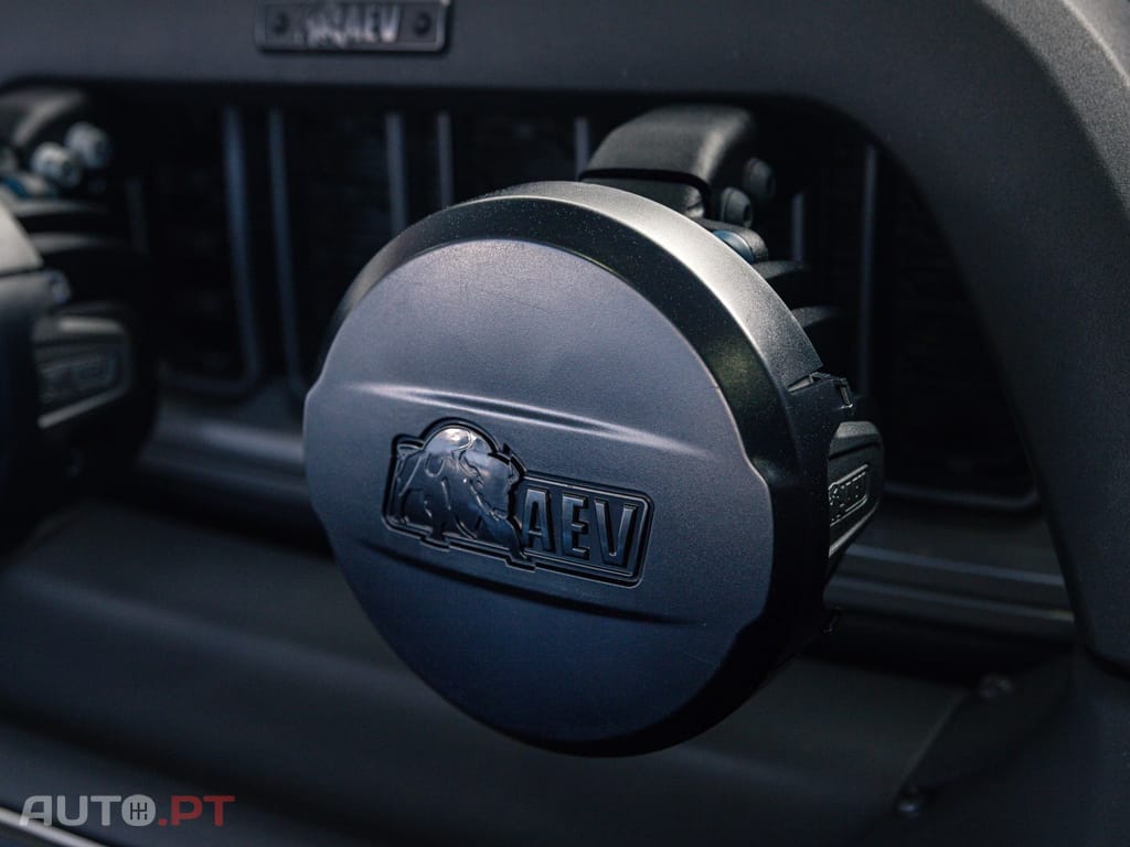 Jeep Wrangler 2.2 CRD Sport AT