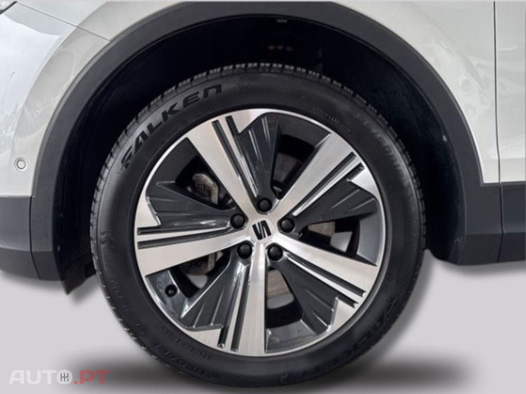 Seat Tarraco 1.4 TSI e-Hybrid Xperience I.V.A DEDUTÍVEL 