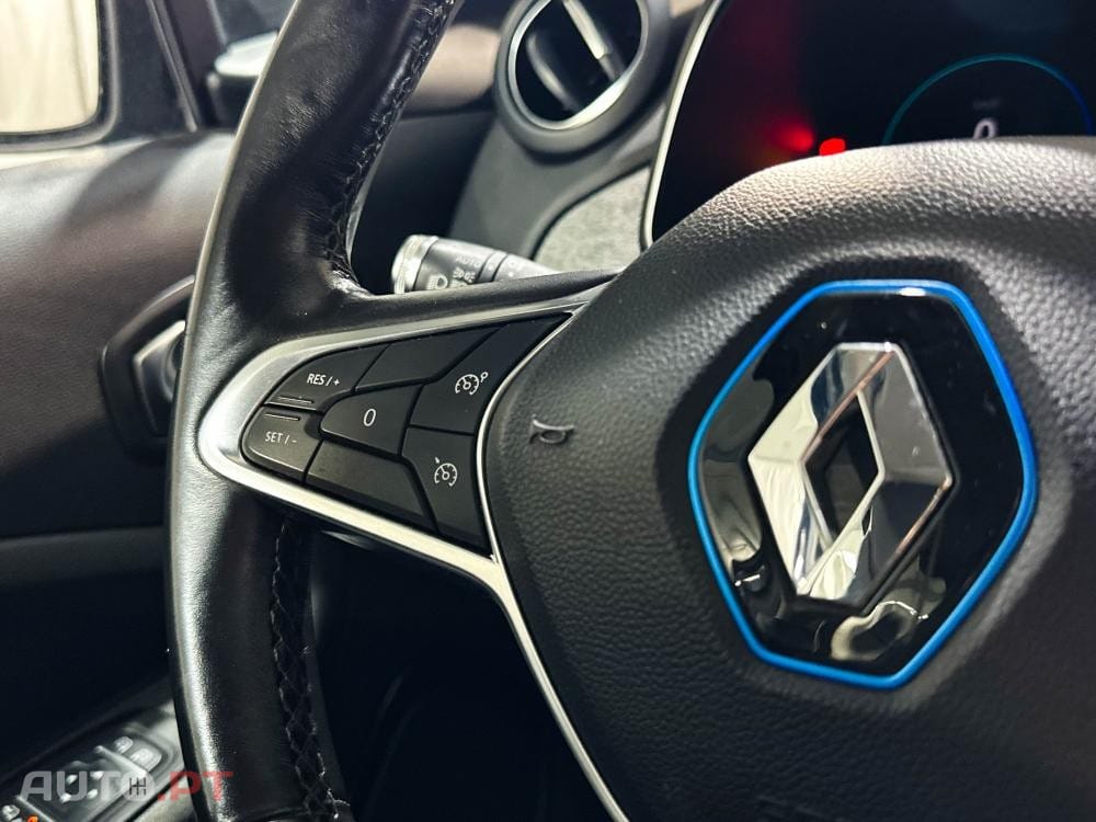 Renault Zoe (c/ Bateria) EV50 135hp Techno