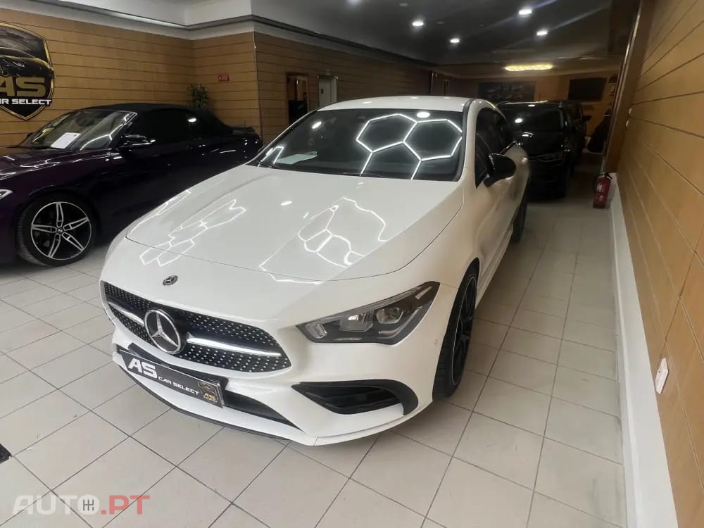 Mercedes-Benz CLA 220 7G-DCT AMG Line