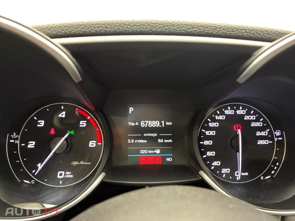 Alfa Romeo Giulia 2.2 D AT8