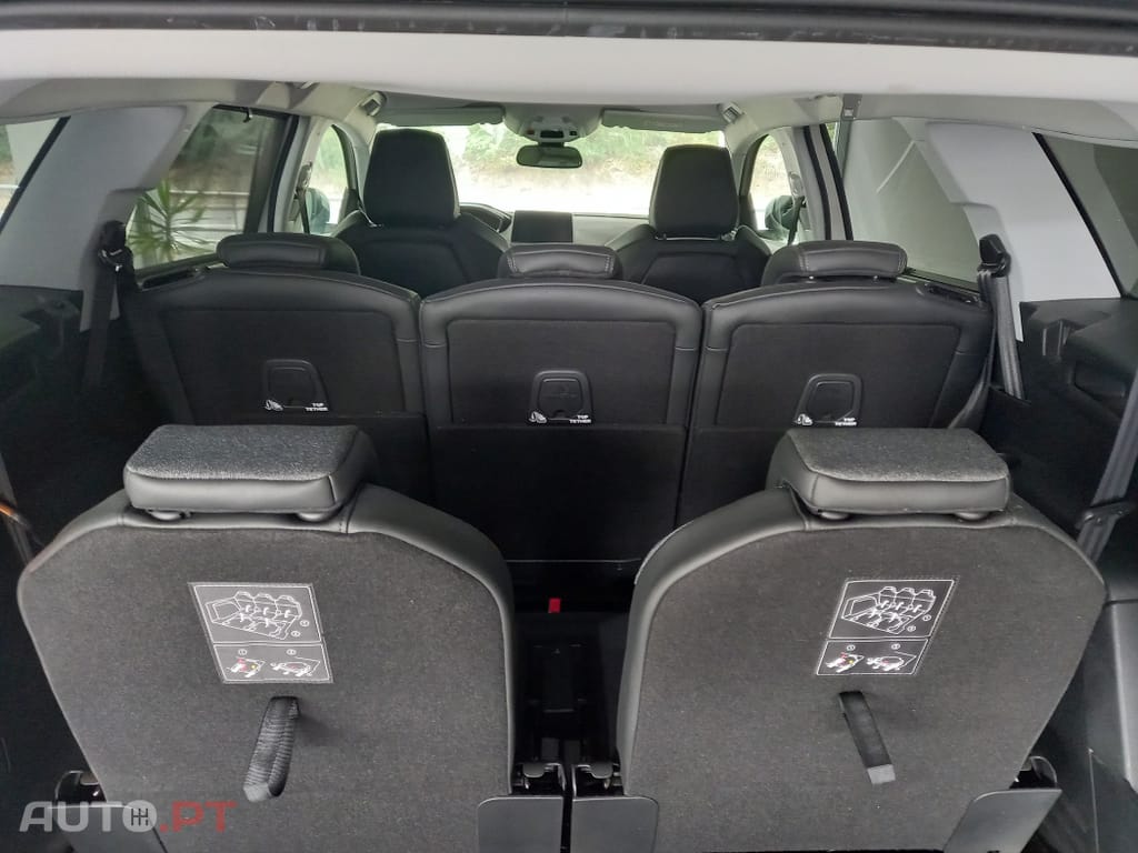 Peugeot 5008 1.5 BlueHDi Allure EAT8