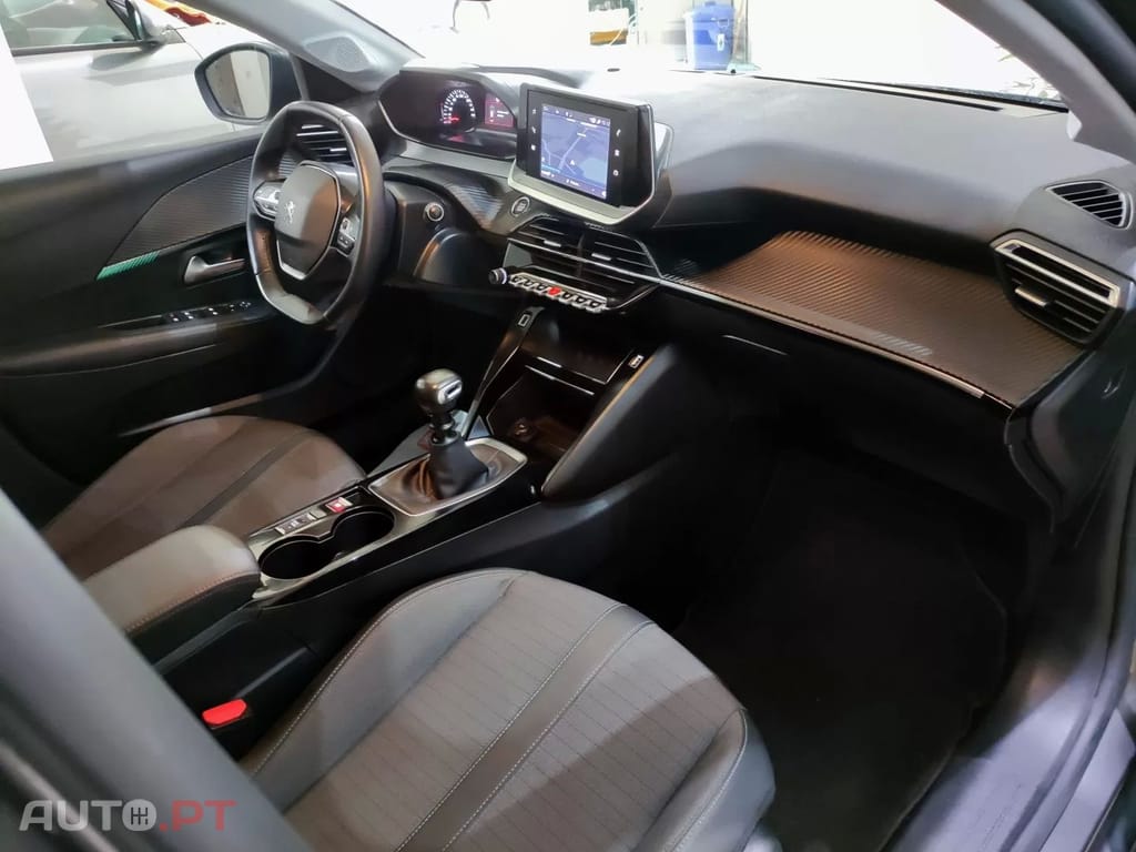 Peugeot 208 PureTech 100 Style