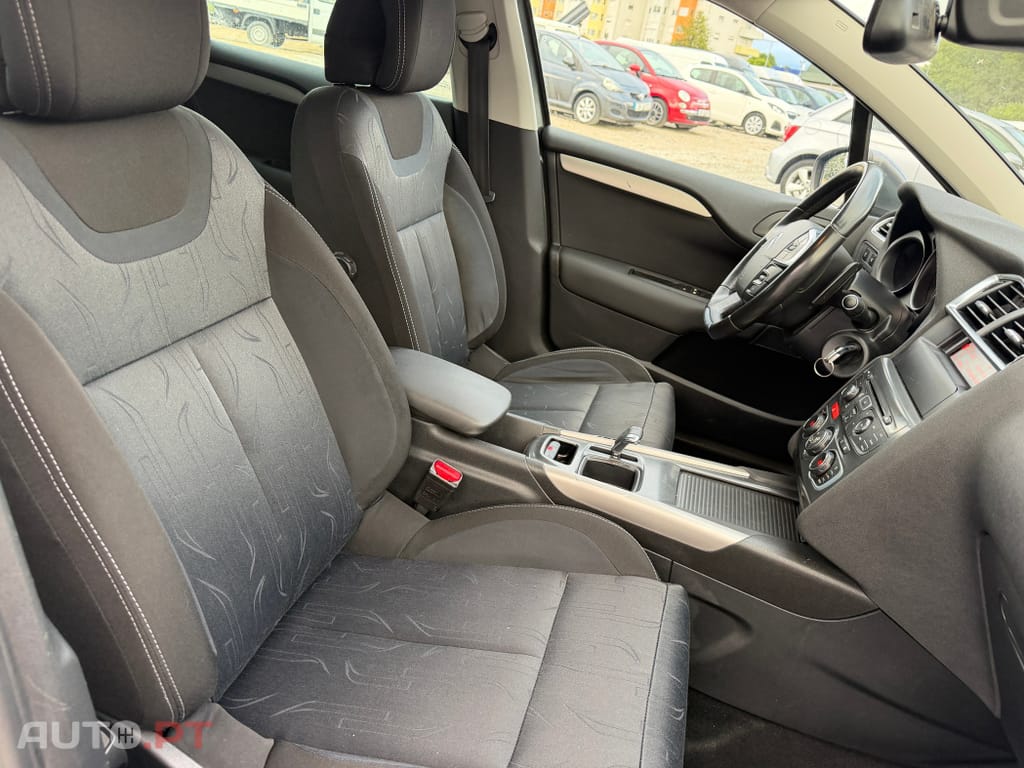 Citroen C4 1.6 e-HDi Exclusive CMP6