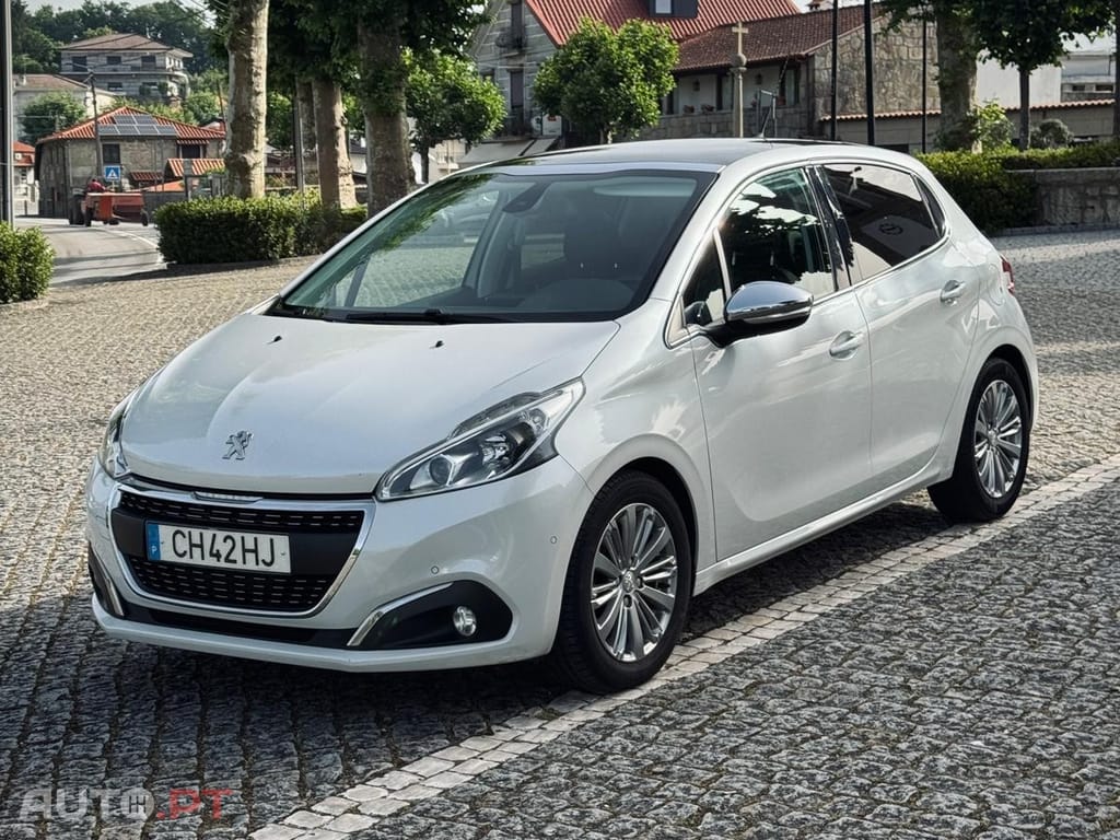 Peugeot 208 1.2 VTi Allure