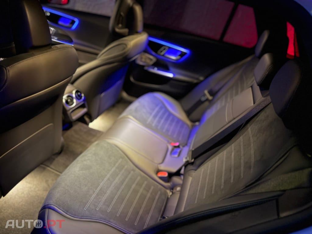 Mercedes-Benz C 300 Híbrido Plu In  Pack Night