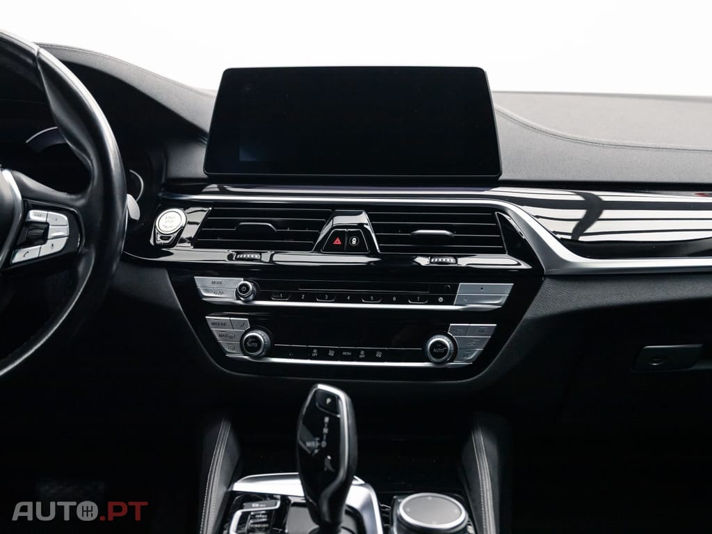 BMW 520 d Line Luxury Auto