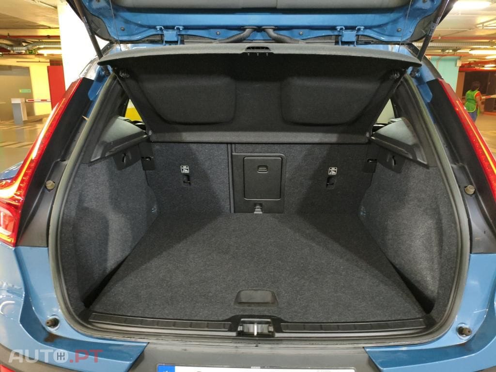 Volvo XC40 Recharge Core