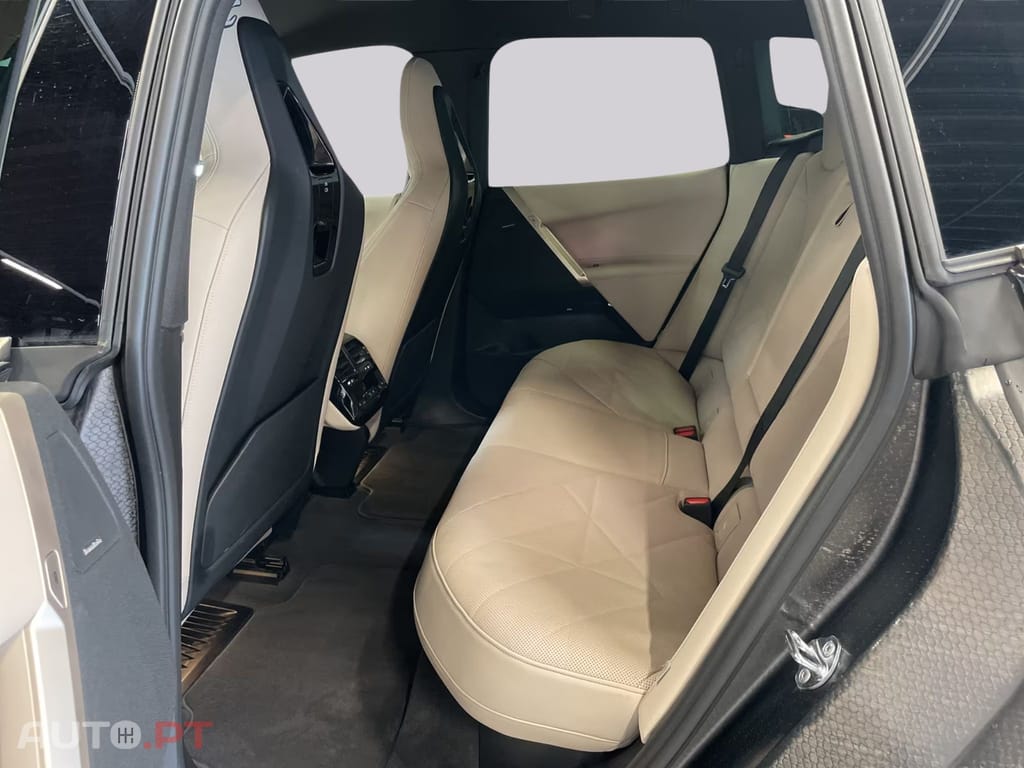 BMW iX xDrive40 I.V.A DEDUTIVEL