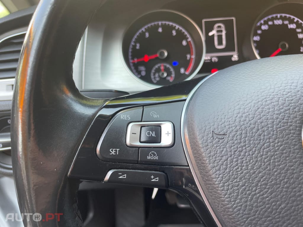 Volkswagen Golf Variant 1.0 TSI CONFORTLINE