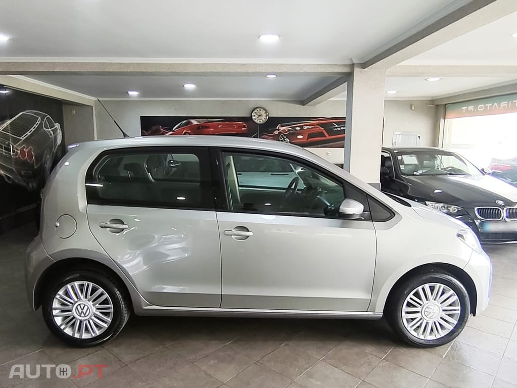 Volkswagen Up! 1.0 BMT Move Auto