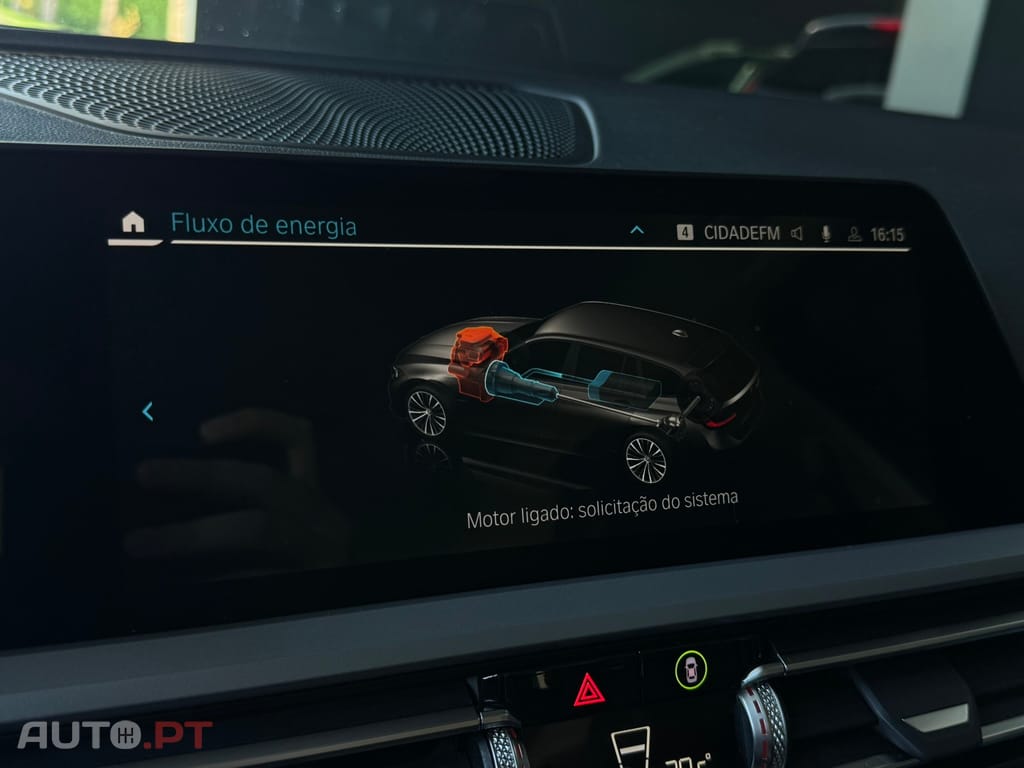 BMW 330 e Touring Auto