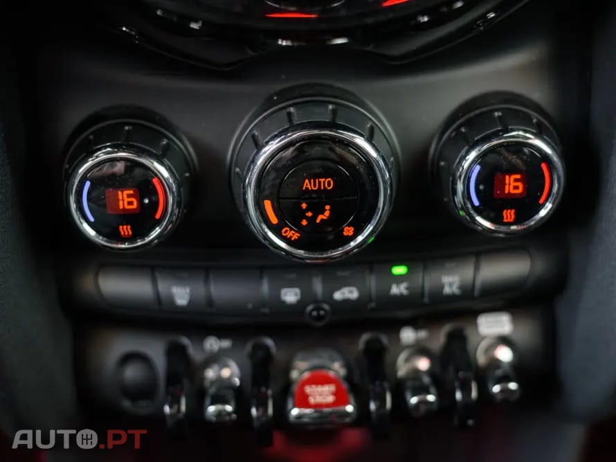 MINI Cooper Cooper D