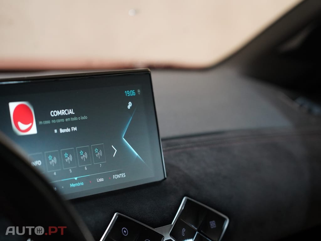 DS DS3 Crossback E-Tense Performance Line