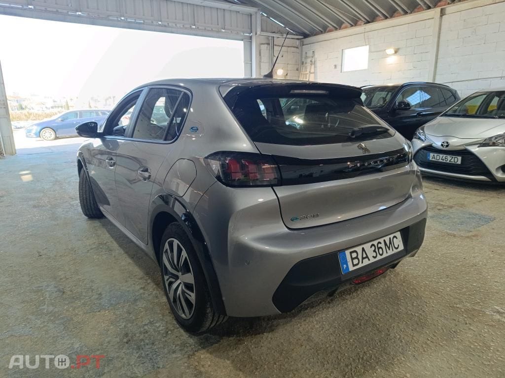 Peugeot E-208 50 kWh Active Pack