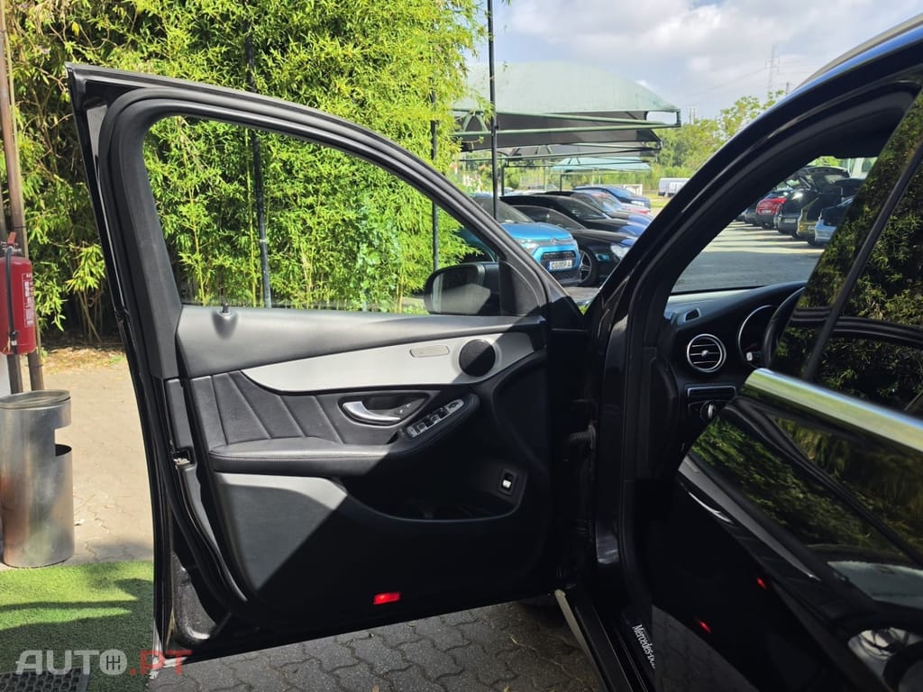 Mercedes-Benz GLC 220 d 4Matic 9G-TRONIC