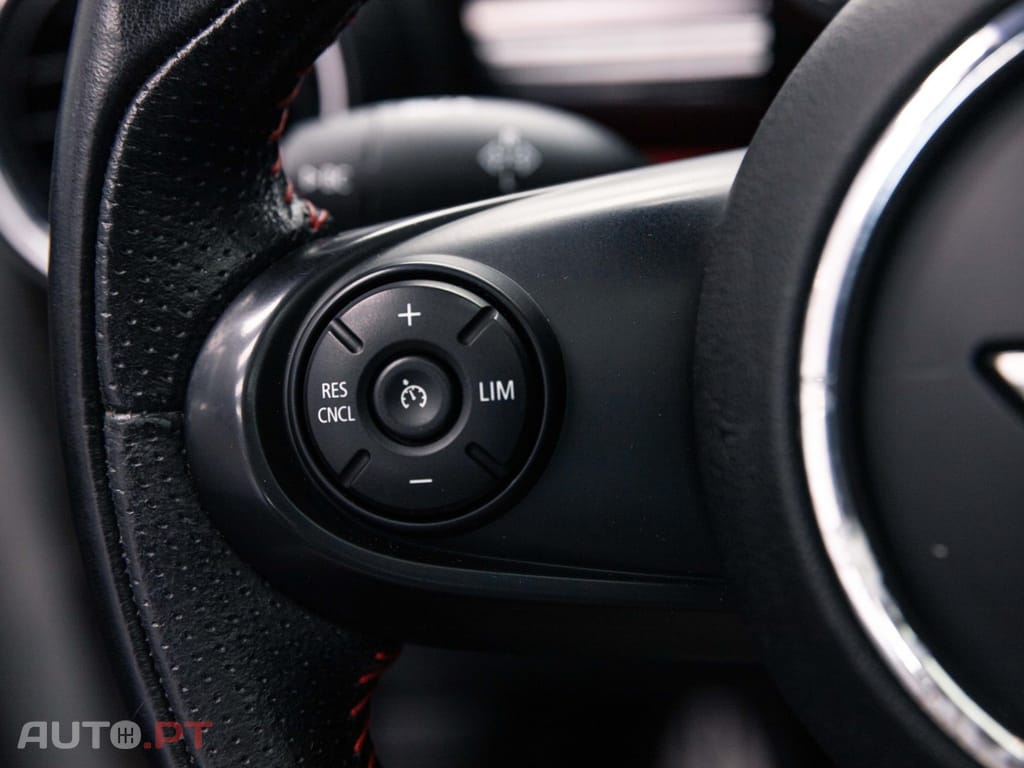 MINI Cooper John Cooper Works