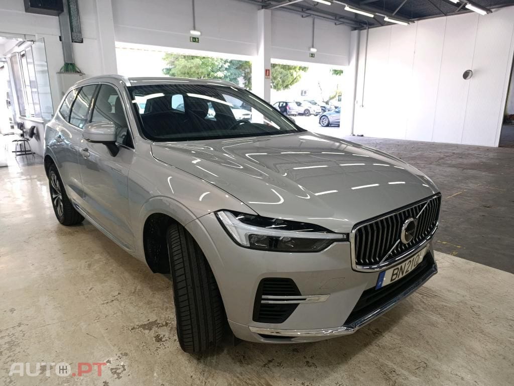 Volvo XC60 2.0 T6 PHEV Core