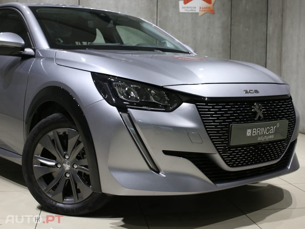 Peugeot E-208 50 kWh Allure Pack