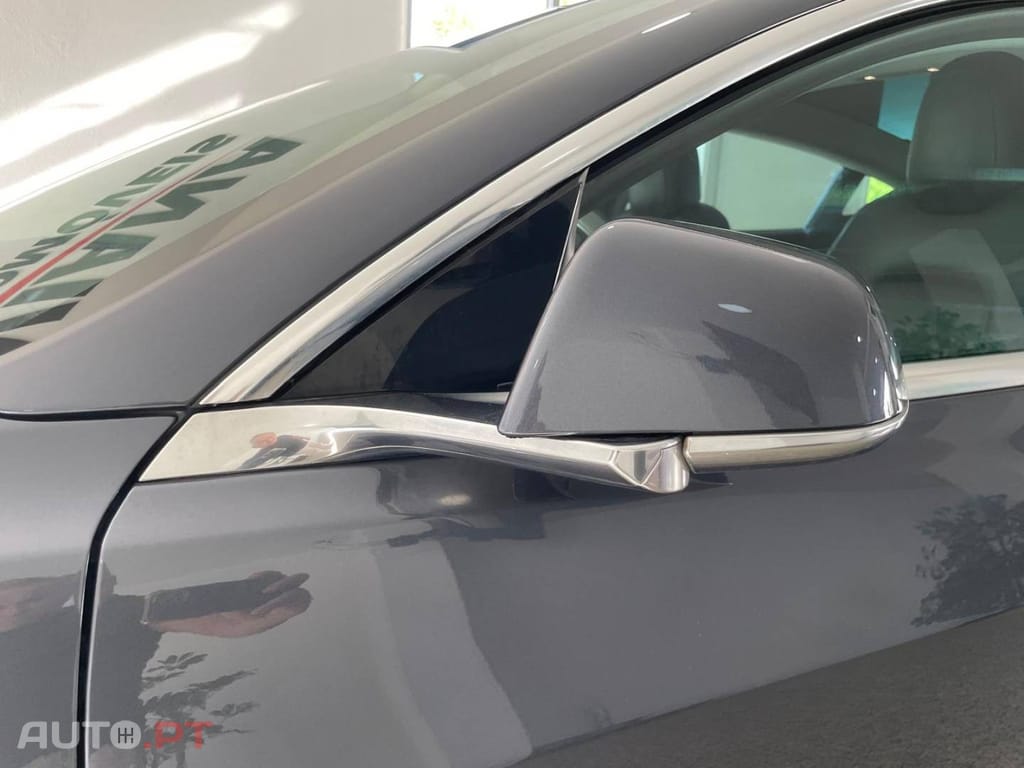 Tesla Model 3 Long Range AWD Dual Motor