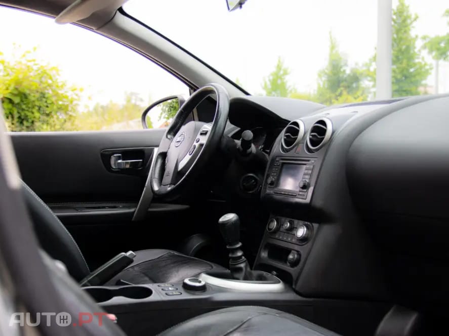 Nissan Qashqai +2 2.0 DCi PREMIUM Sport