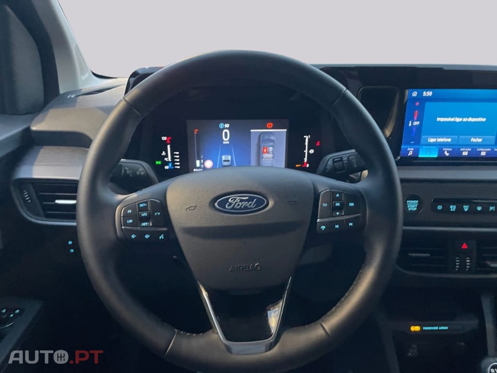 Ford Tourneo 1.0 EcoBoost Titanium