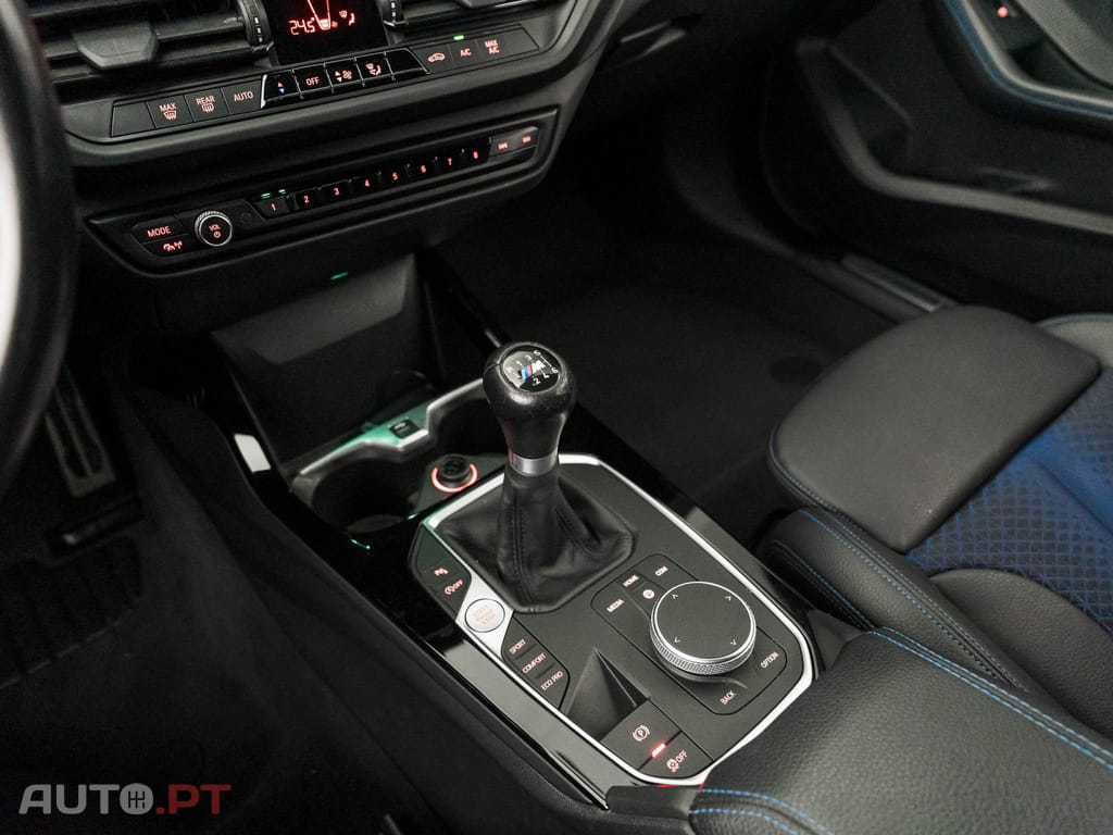 BMW 116 d Pack Desportivo M