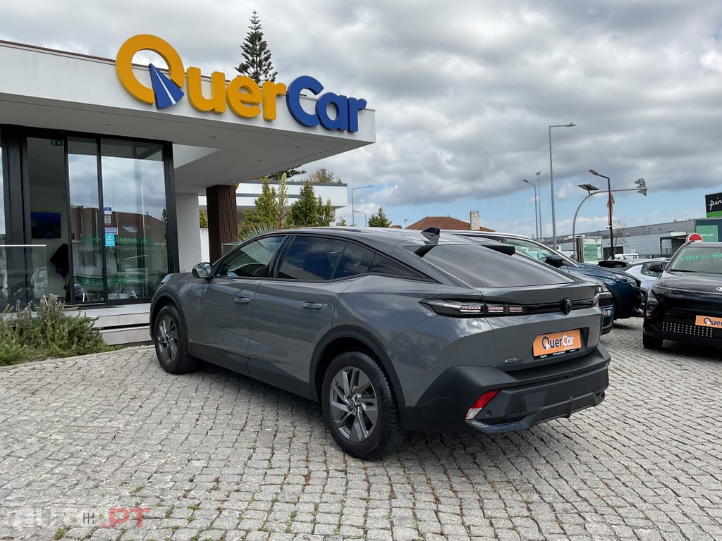 Peugeot 408 1.2 PureTech Allure EAT8