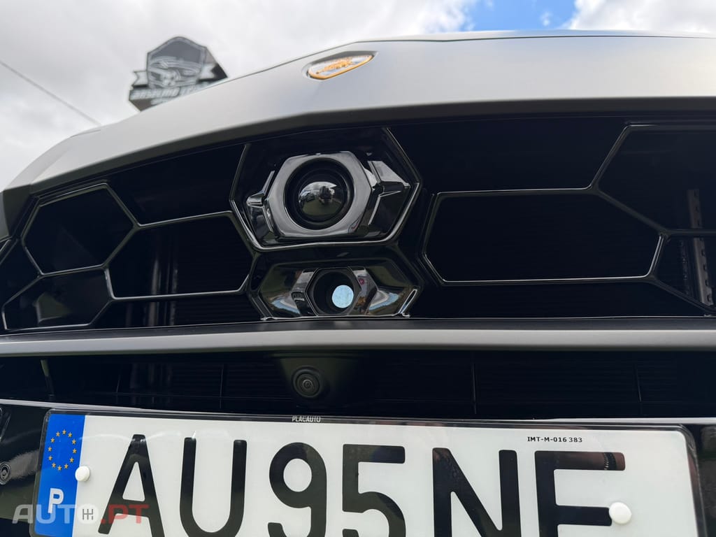 Lamborghini Urus 4.0 V8