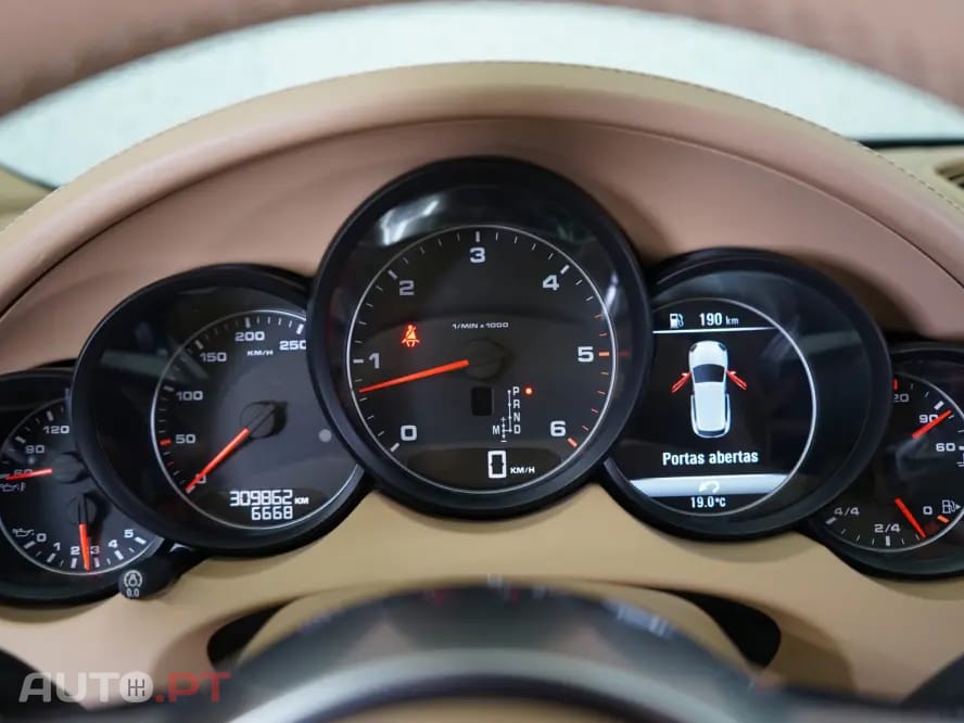 Porsche Cayenne 3.0 V6