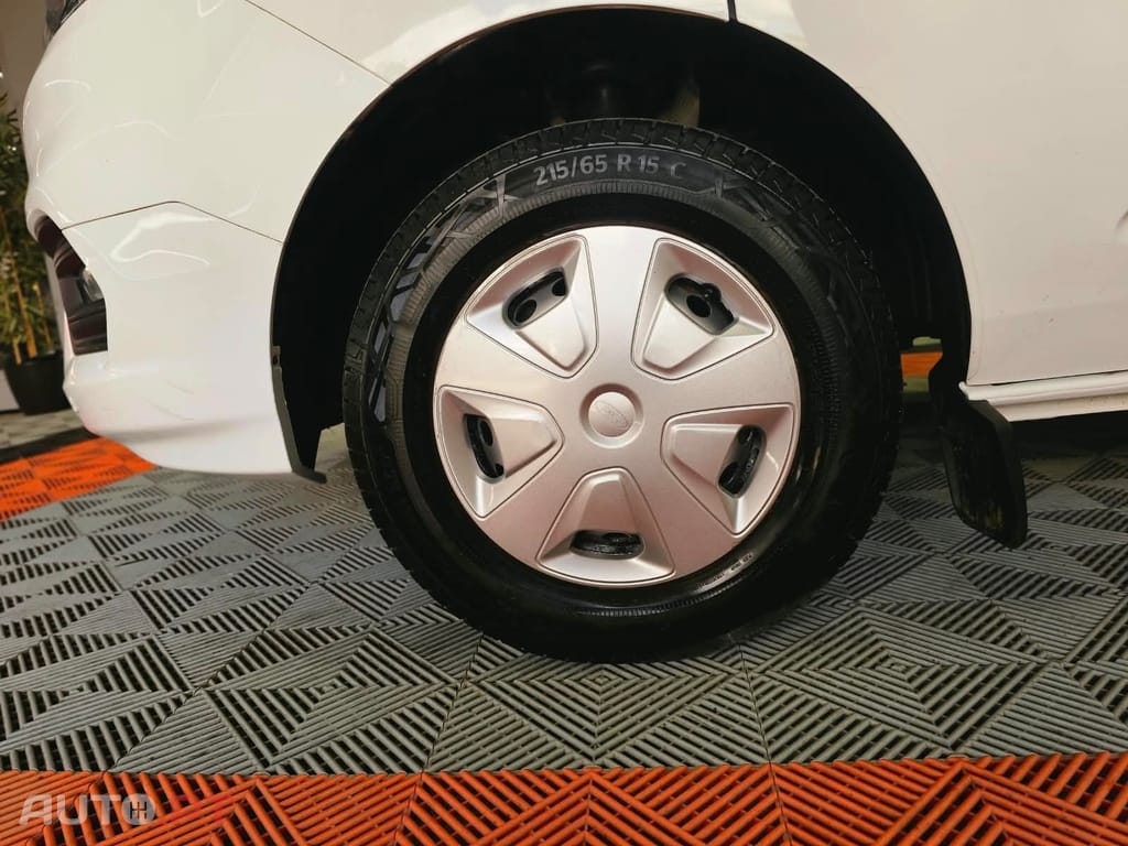 Ford Transit Custom L2H1 2.0 Trend