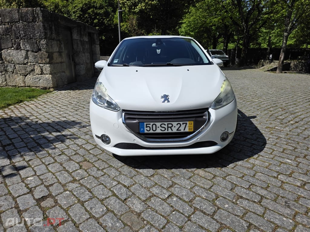 Peugeot 208 1.6 e-HDi Ice Velvet