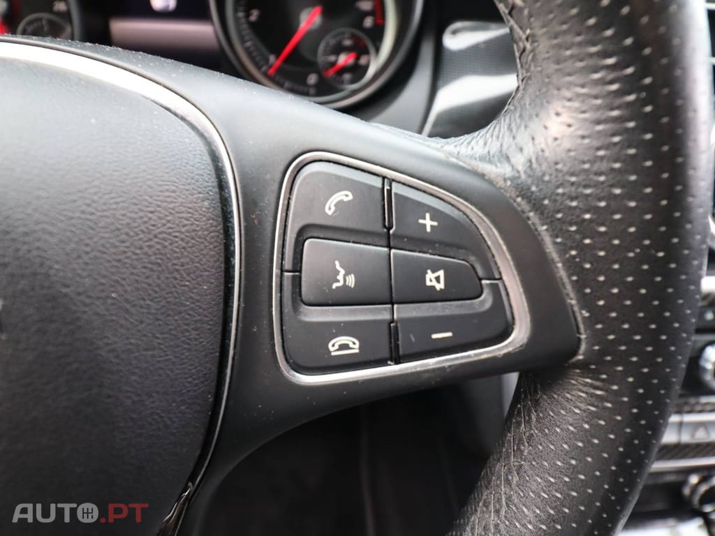 Mercedes-Benz CLA 180 d Shooting Brake