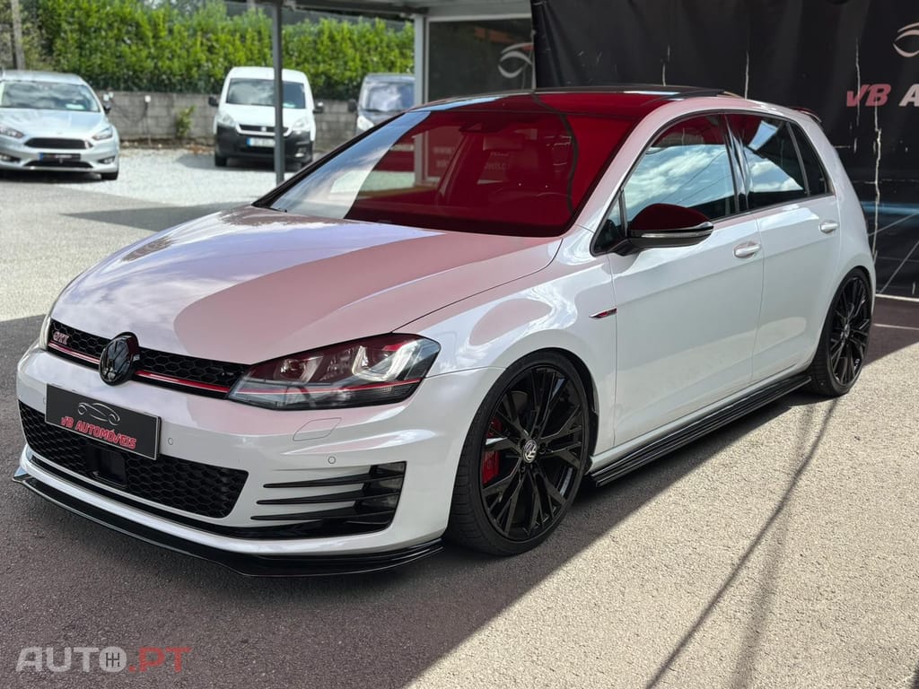 Volkswagen Golf 2.0 TSi GTi DSG Performance