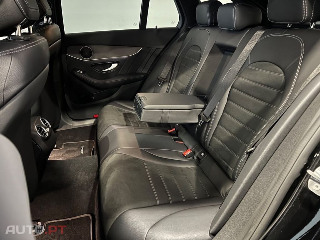 Mercedes-Benz C 300 de AMG Line