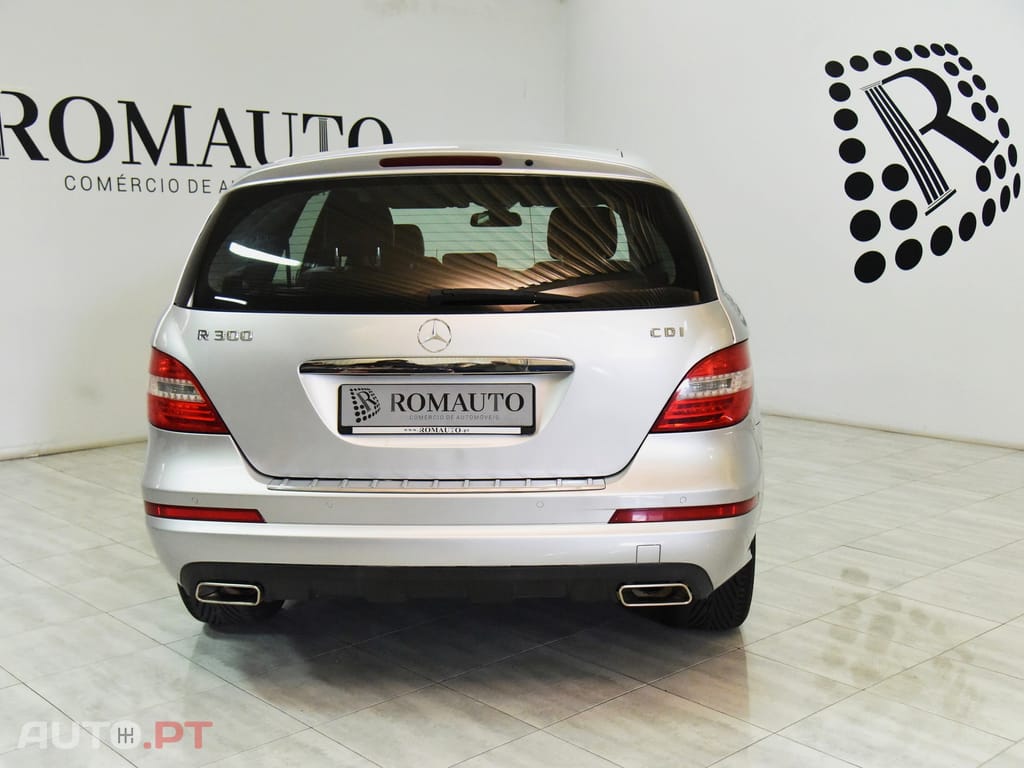 Mercedes-Benz R 300 CDi BlueEfficiency