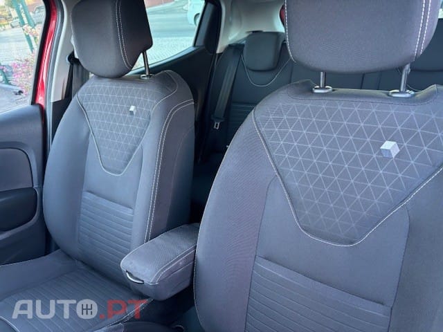 Renault Clio 0.9 TCE Limited