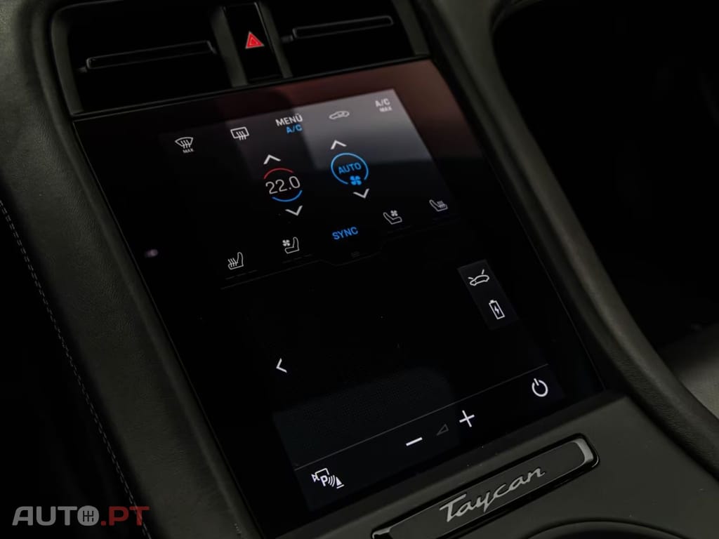 Porsche Taycan TURBO ALL-BLACK